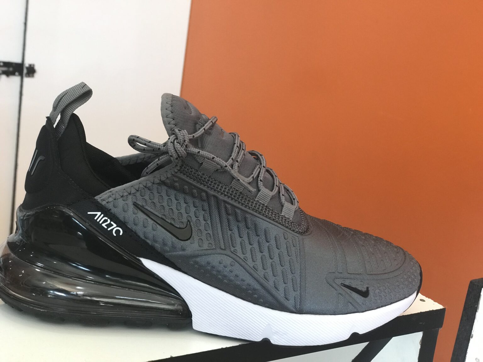 air27c blue