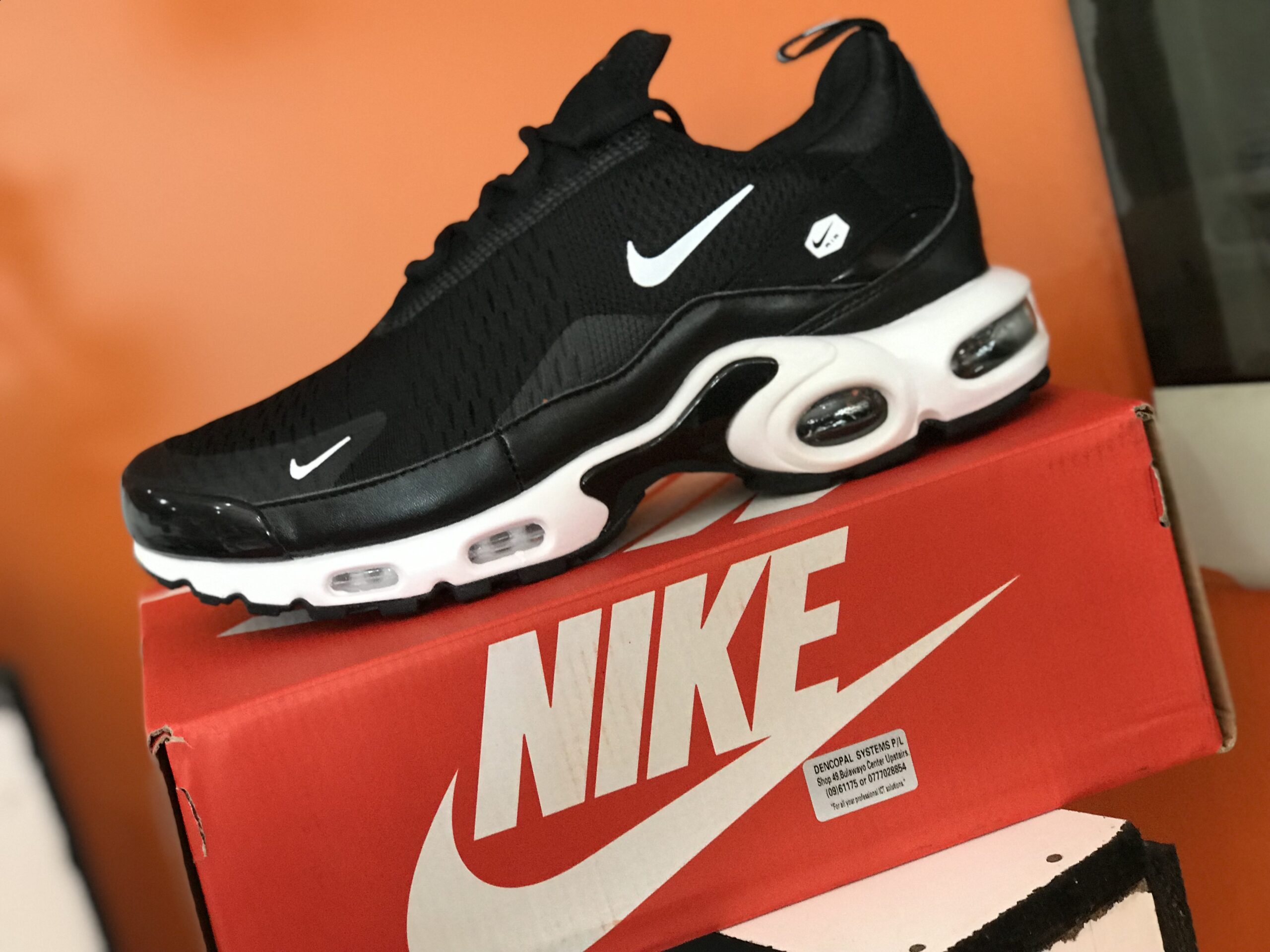 nike tn air sneakers